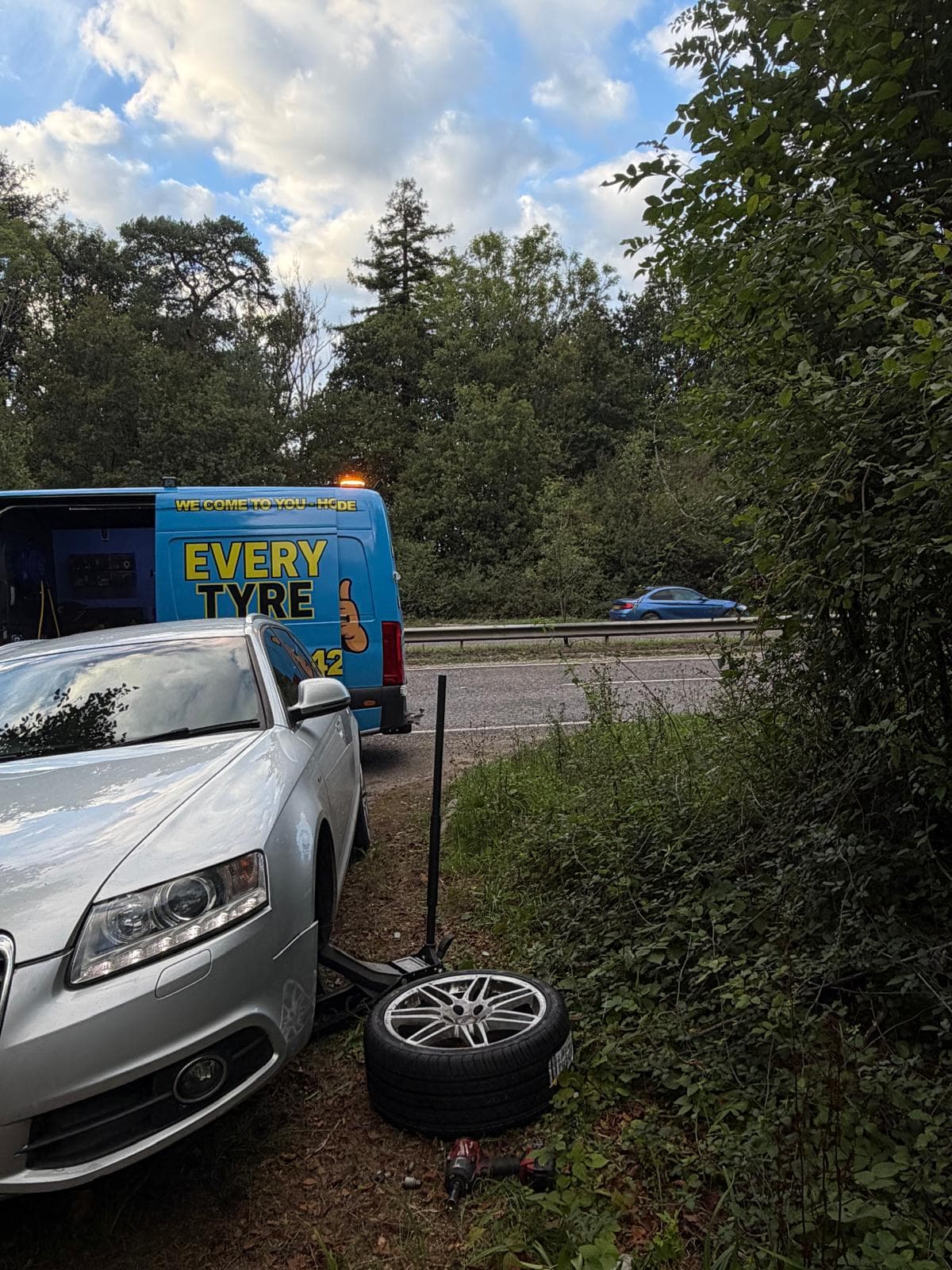 Roadside Tyre Replacement